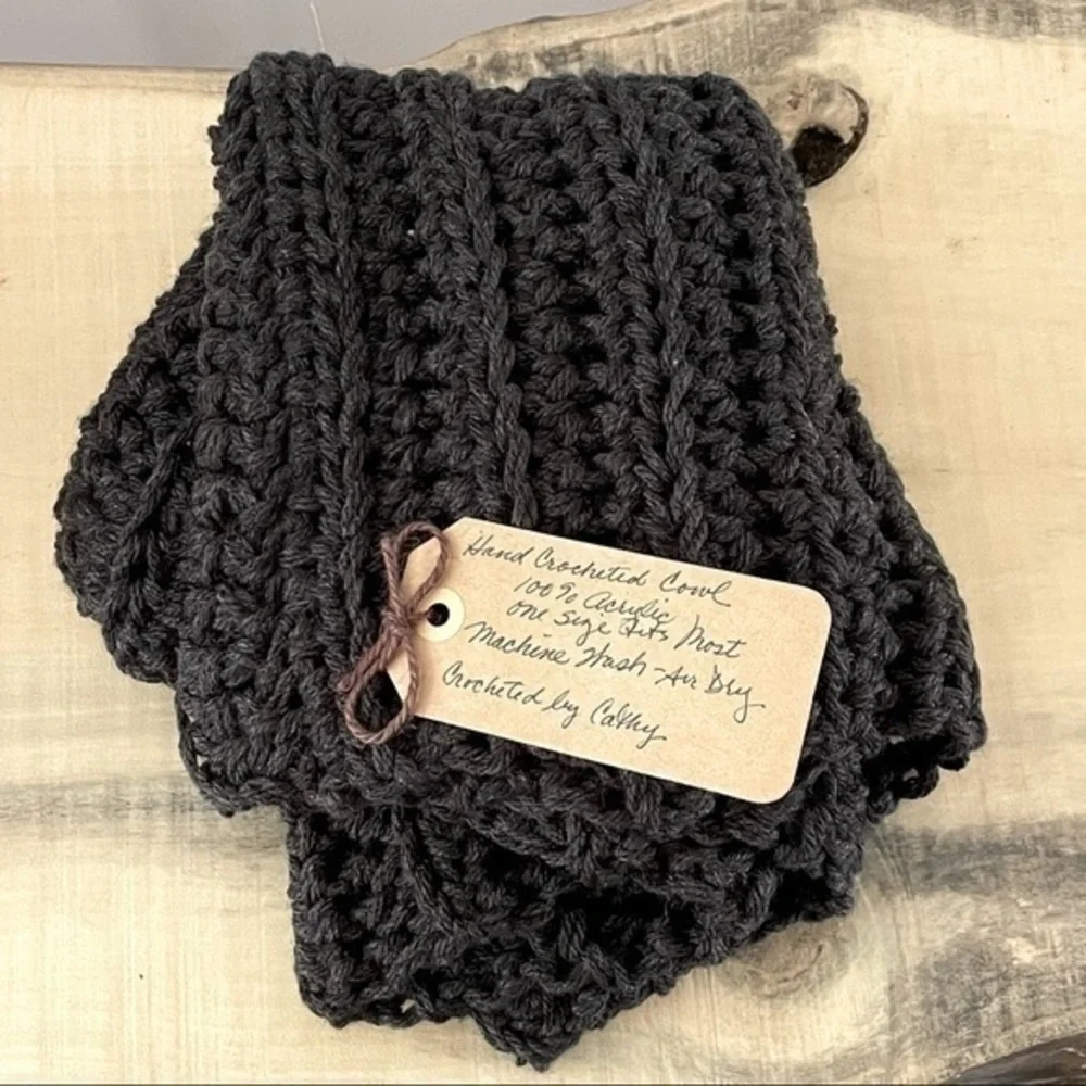 $49 SALE Handmade Infinity Crochet Chunky Knit Cowl Scarf Winter Men Women